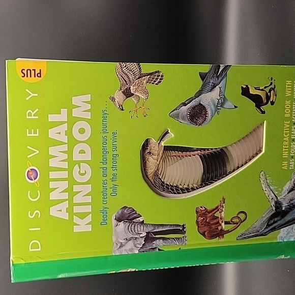 Set of Discovery Plus Children's Books - Picture 7 of 16